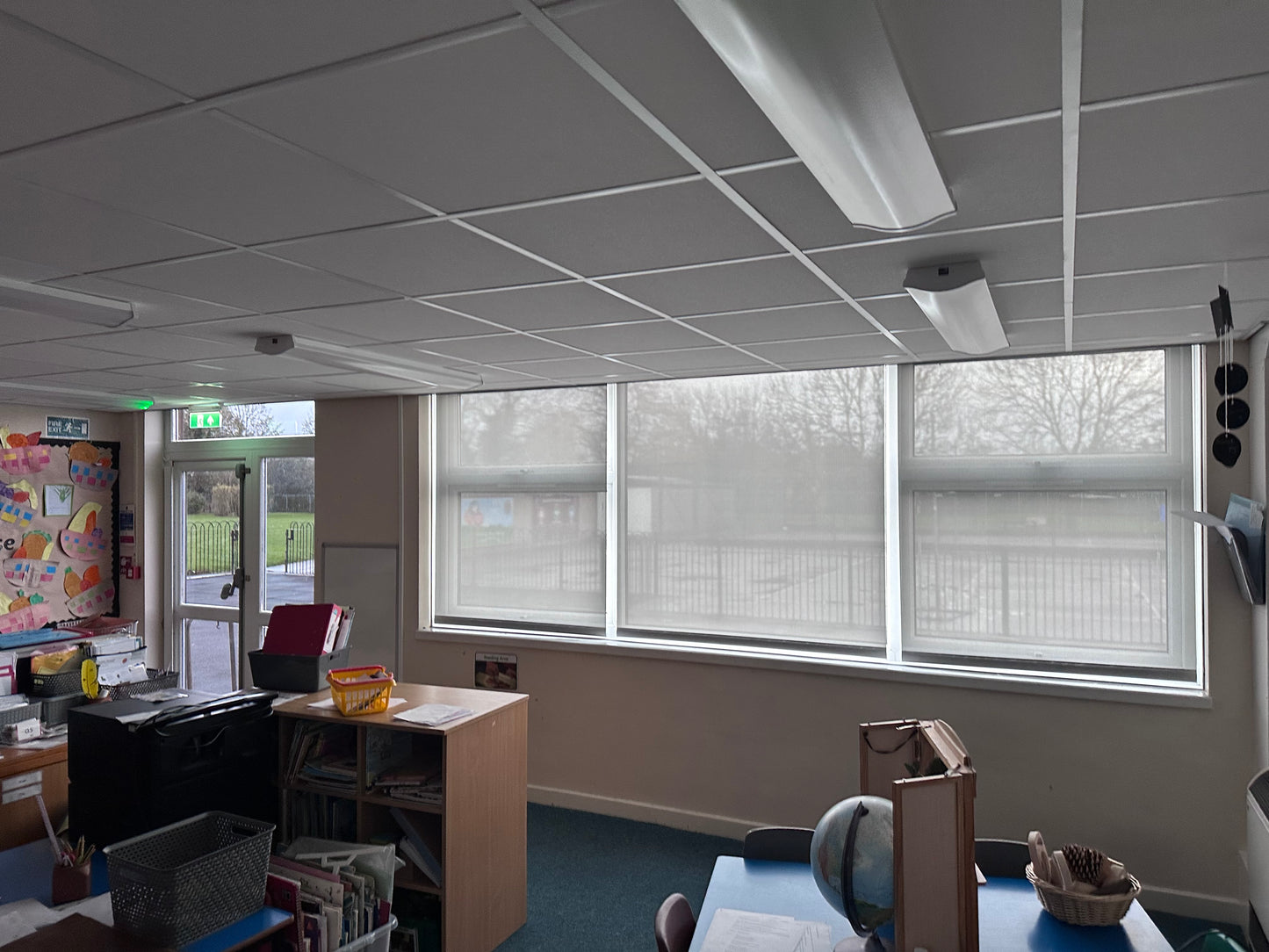 Manual Screen Fabric Solar Blinds