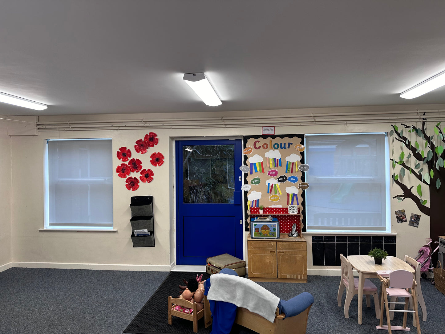 Manual Screen Fabric Solar Blinds